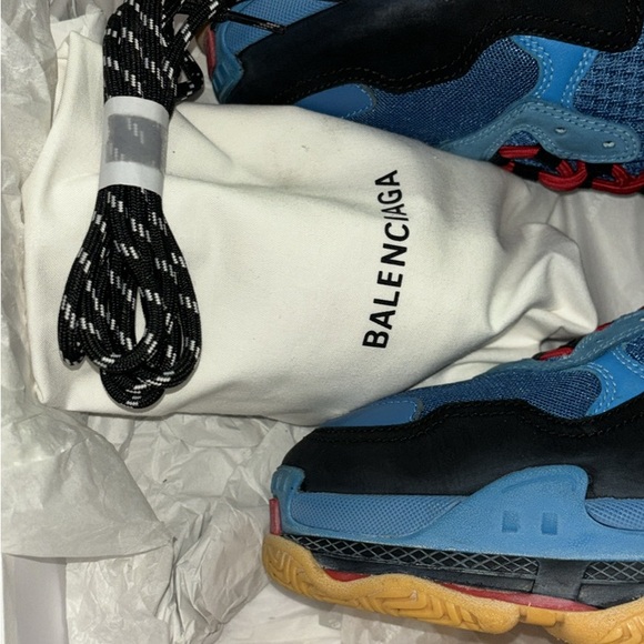 Balenciaga, triple S size 13 worn 1 time to big for me - Picture 2 of 4